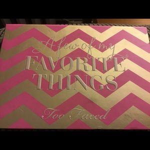 Too Faced A Few of My Favorite Things palette